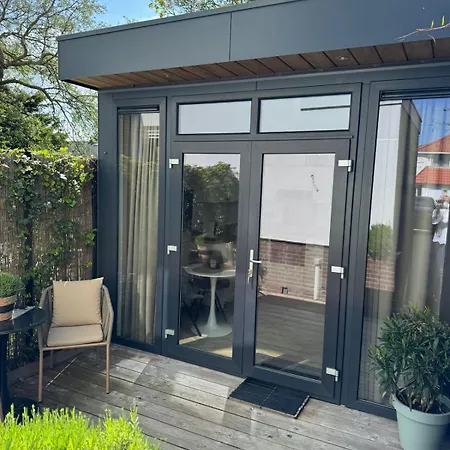 55, Free Parking Apartment Zandvoort