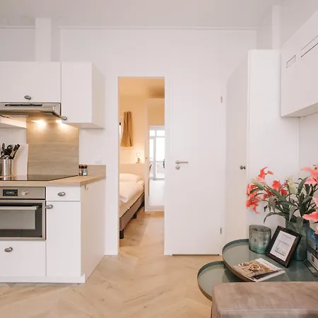 Suite 55, Near The Beach *