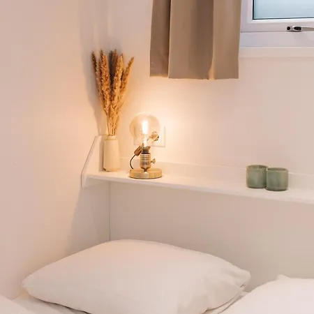 Suite 55, Near The Beach Apartment *